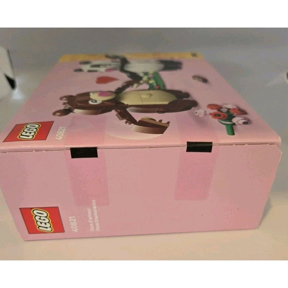 NIB LEGO Seasonal 40821 Love Bears Valentine Building Set Toy 287 pieces Retired